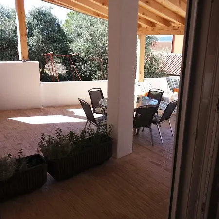 Apartman Lara Appartamento Traù